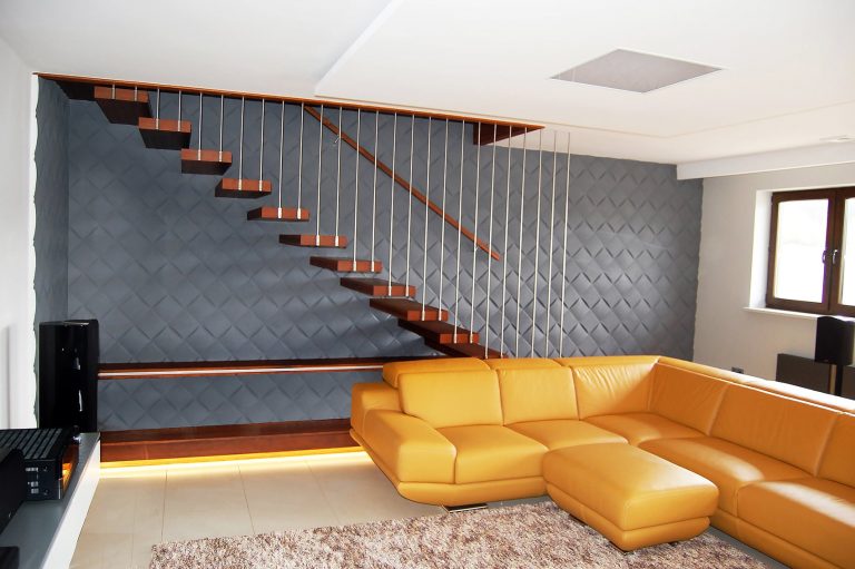 Doskonałe schody dywanowe które warto posiadać u siebie